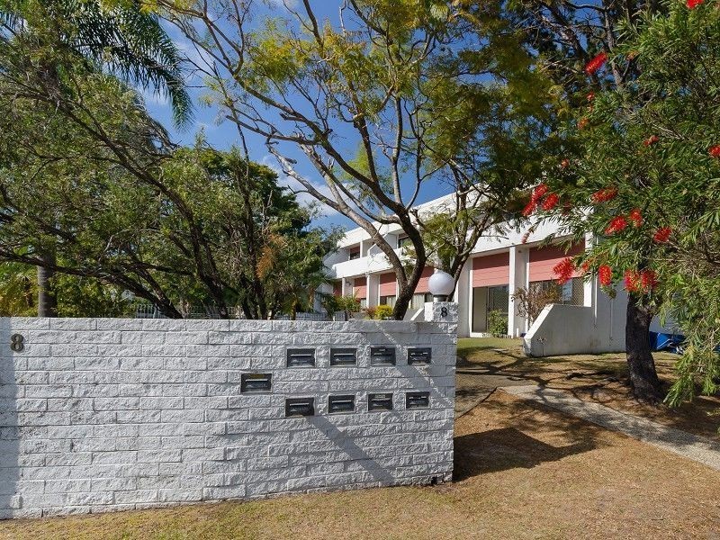 1 Christina Court, Mermaid Waters QLD 4218