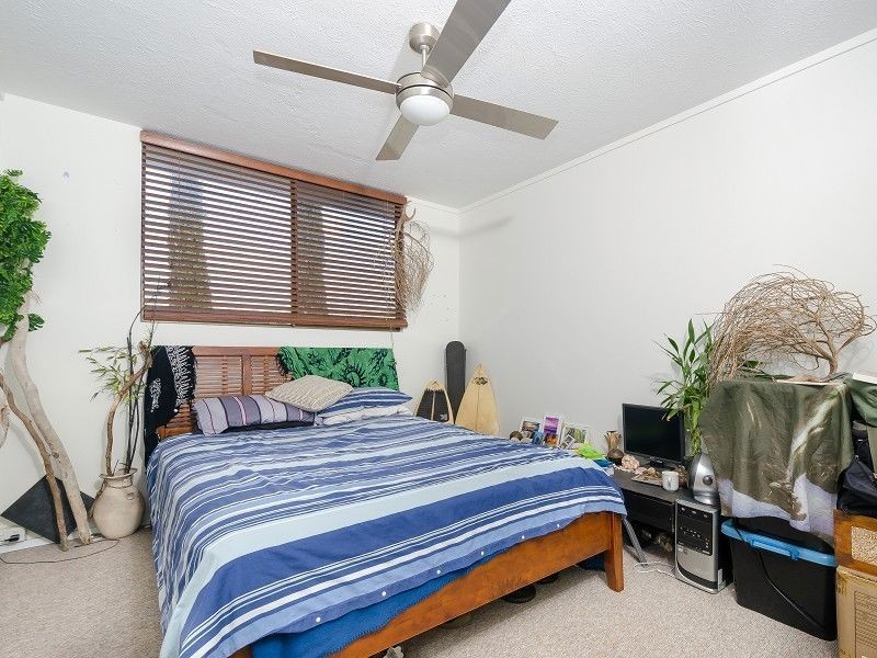 1 Christina Court, Mermaid Waters QLD 4218