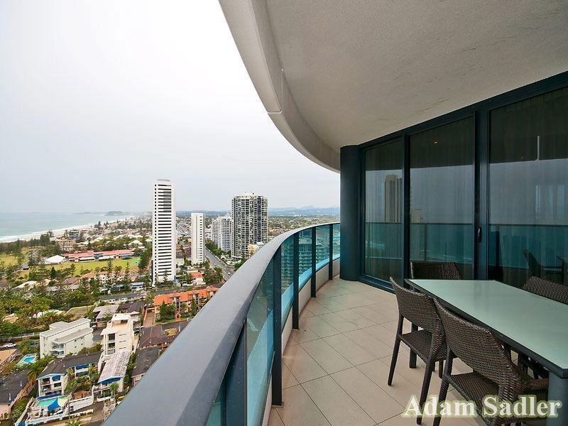 4 Charles Avenue, Broadbeach QLD 4218