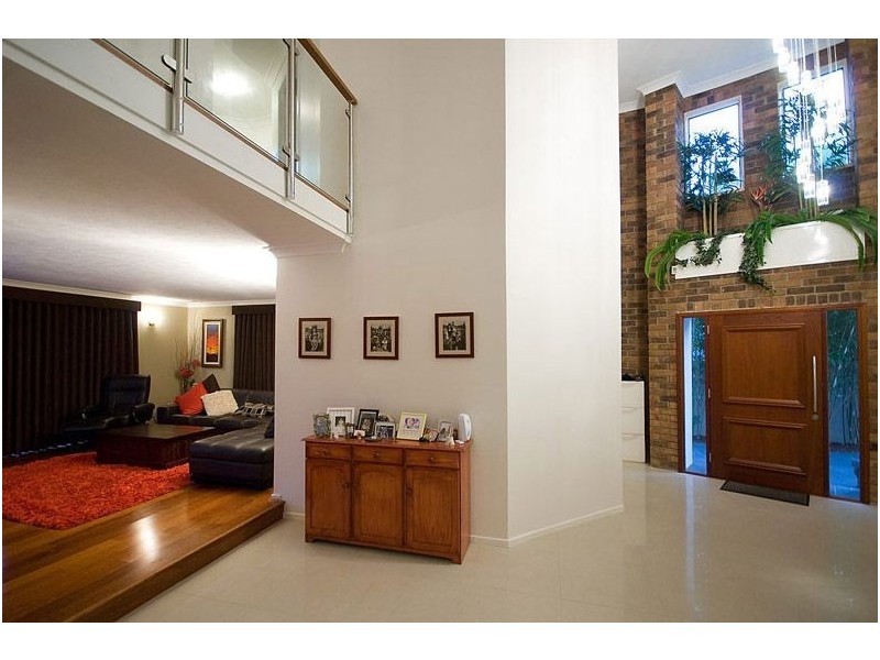 30 Sundance Way, Runaway Bay QLD 4216