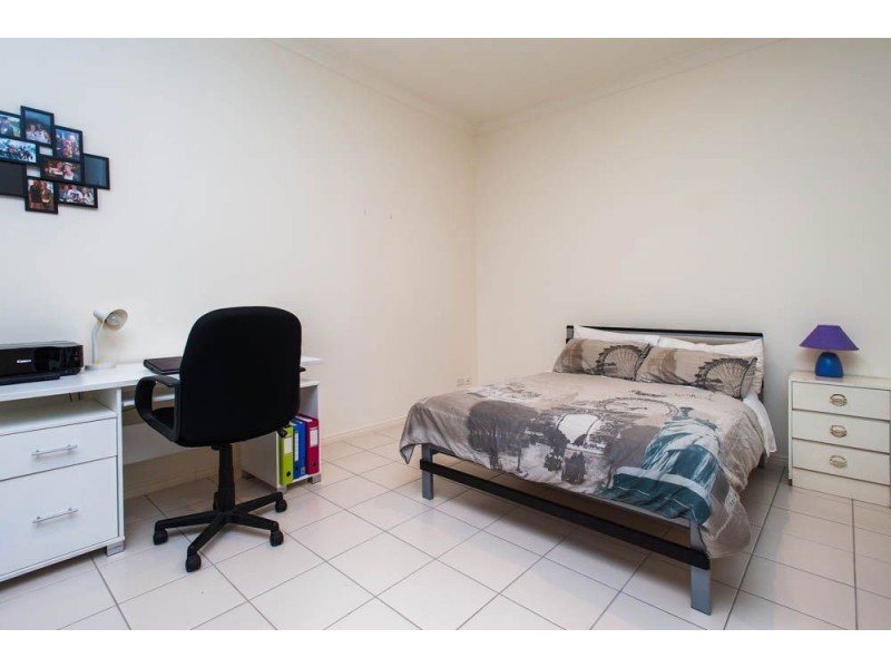 21/2 Ridgeline way, Highland Park QLD 4211