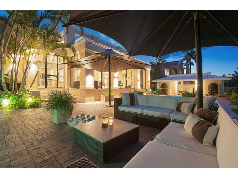 5694 Observation Crescent, Sanctuary Cove QLD 4212