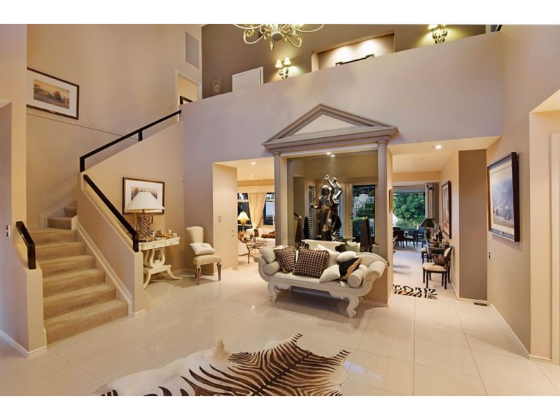 5694 Observation Crescent, Sanctuary Cove QLD 4212