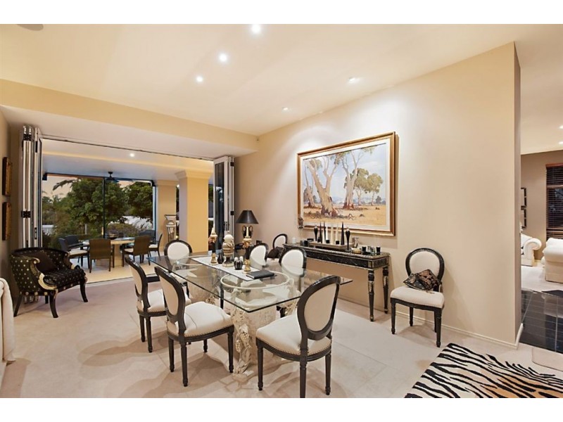 5694 Observation Crescent, Sanctuary Cove QLD 4212