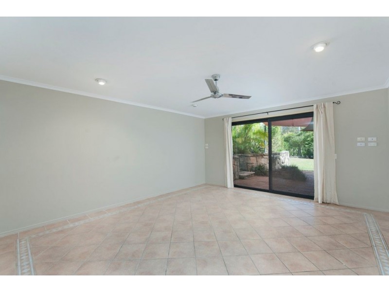 4 Morwell Court, Helensvale QLD 4212