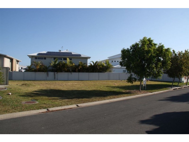 3 Rhodium Crescent, Hope Island QLD 4212