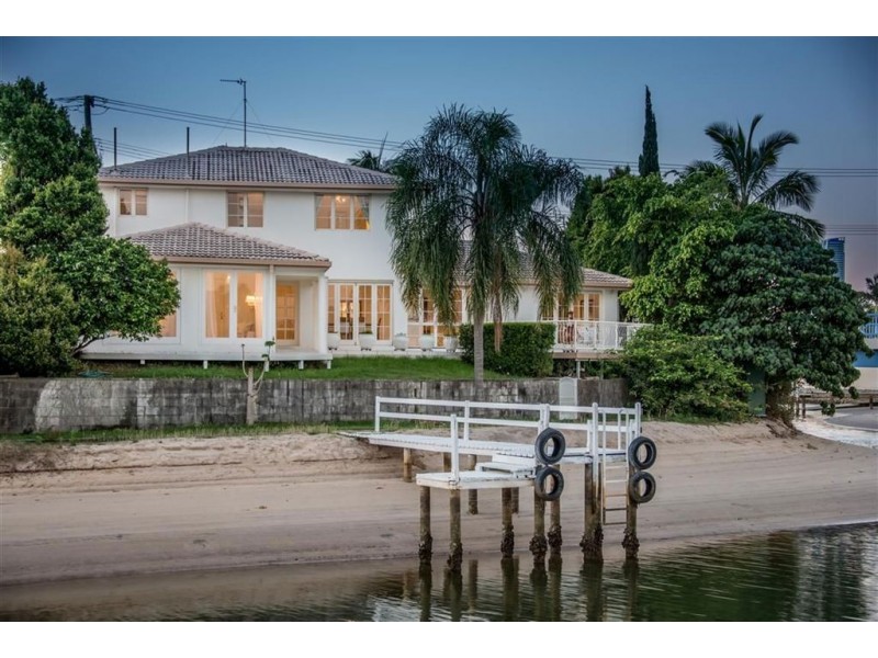 142 Monaco Street, Broadbeach Waters QLD 4218