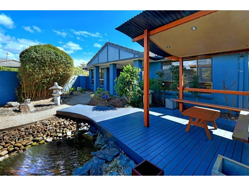 8 Rotorua Place, Clear Island Waters QLD 4226