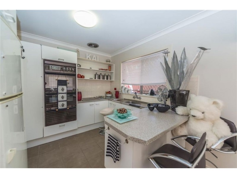 14 Poinciana Boulevard, Broadbeach Waters QLD 4218