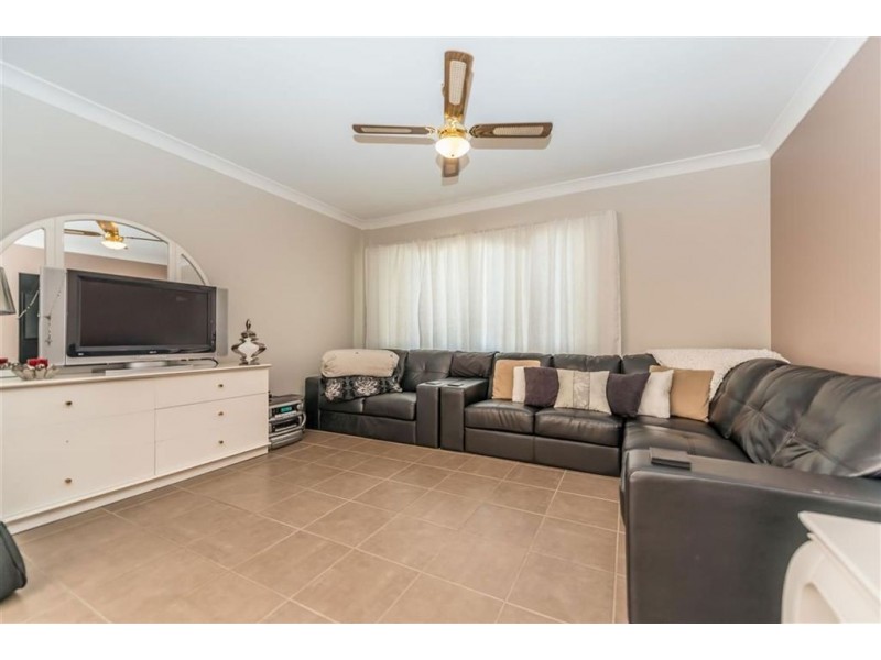 14 Poinciana Boulevard, Broadbeach Waters QLD 4218