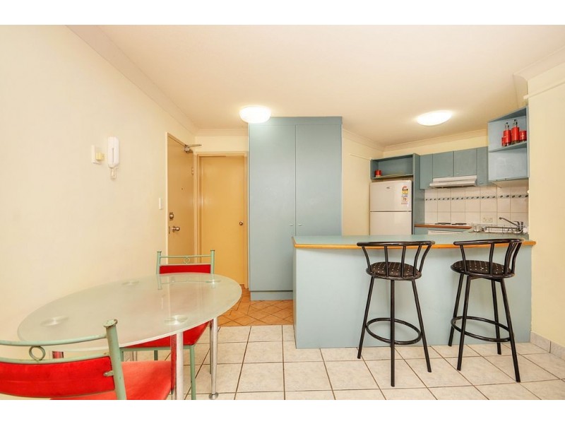 3/10-16 Genoa Street, Surfers Paradise QLD 4217