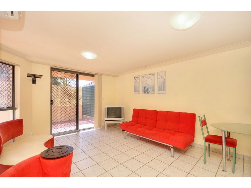 3/10-16 Genoa Street, Surfers Paradise QLD 4217