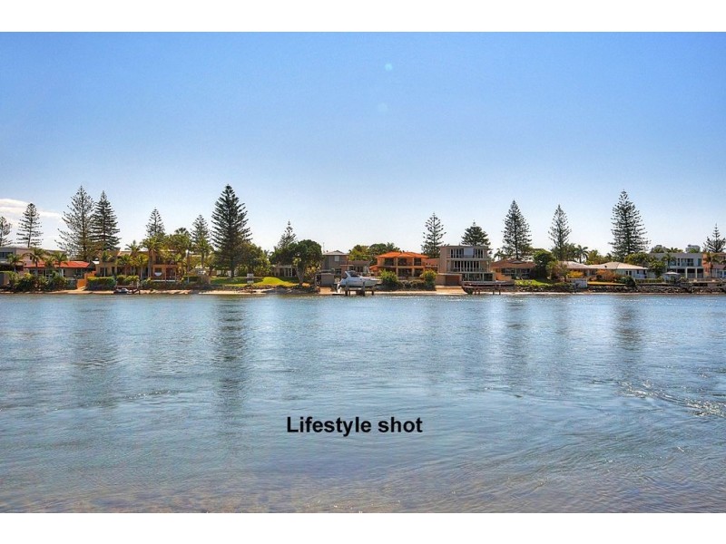 3/10-16 Genoa Street, Surfers Paradise QLD 4217