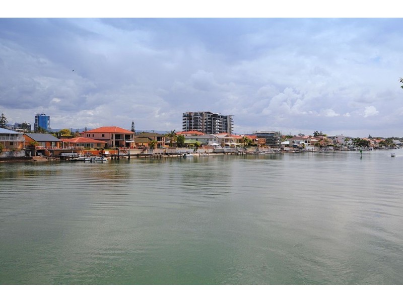 24B/2 Riverview Parade, Surfers Paradise QLD 4217