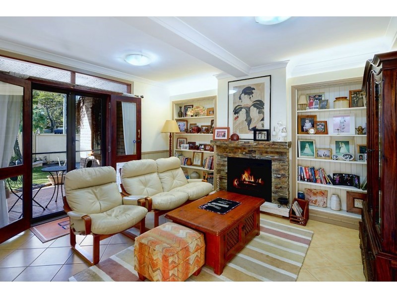 36 Clam Street, Runaway Bay QLD 4216