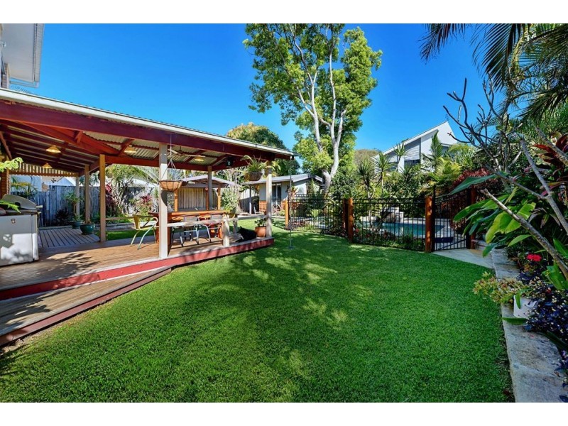 36 Clam Street, Runaway Bay QLD 4216