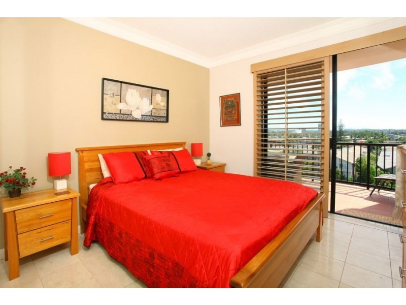 23/12 Paradise Island, Surfers Paradise QLD 4217