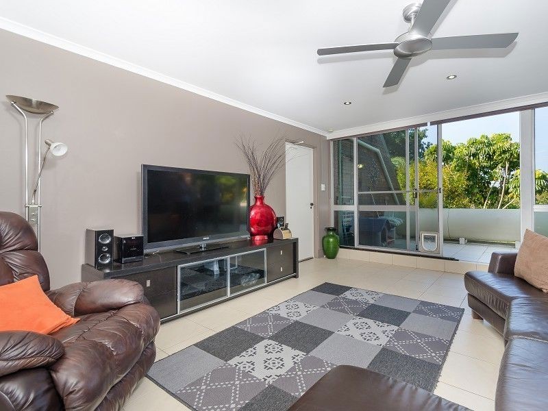 22/111 Rio Vista Boulevard, Broadbeach Waters QLD 4218