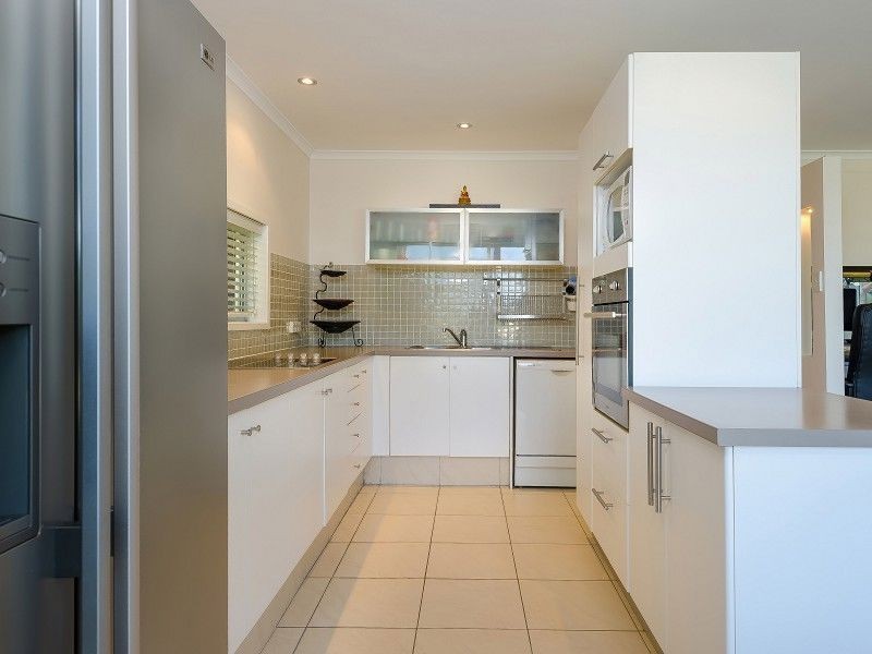 22/111 Rio Vista Boulevard, Broadbeach Waters QLD 4218