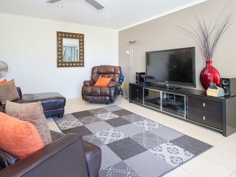 22/111 Rio Vista Boulevard, Broadbeach Waters QLD 4218