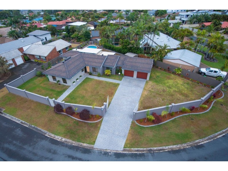21 Karema Crescent, Runaway Bay QLD 4216