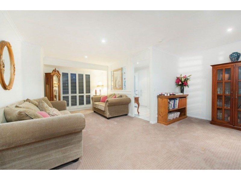21 Karema Crescent, Runaway Bay QLD 4216