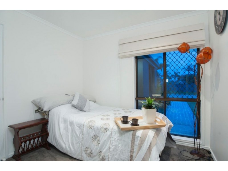 21 Karema Crescent, Runaway Bay QLD 4216