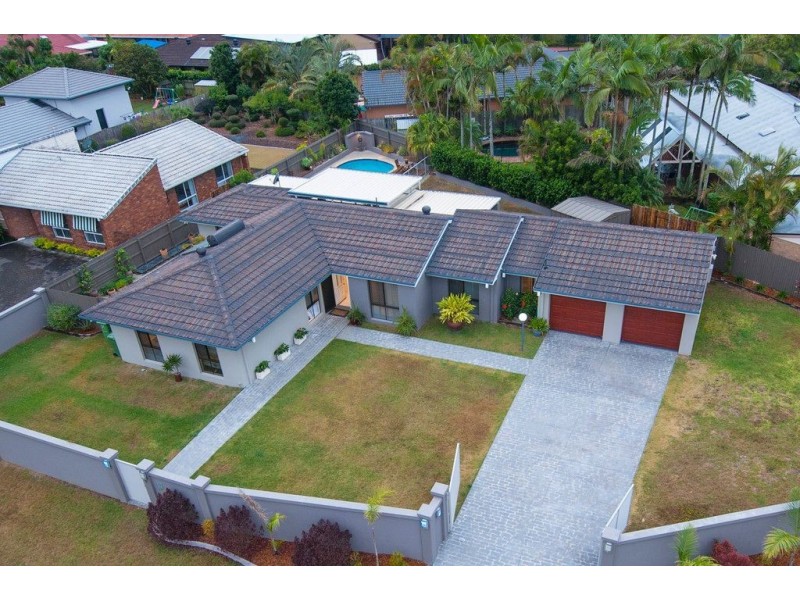 21 Karema Crescent, Runaway Bay QLD 4216