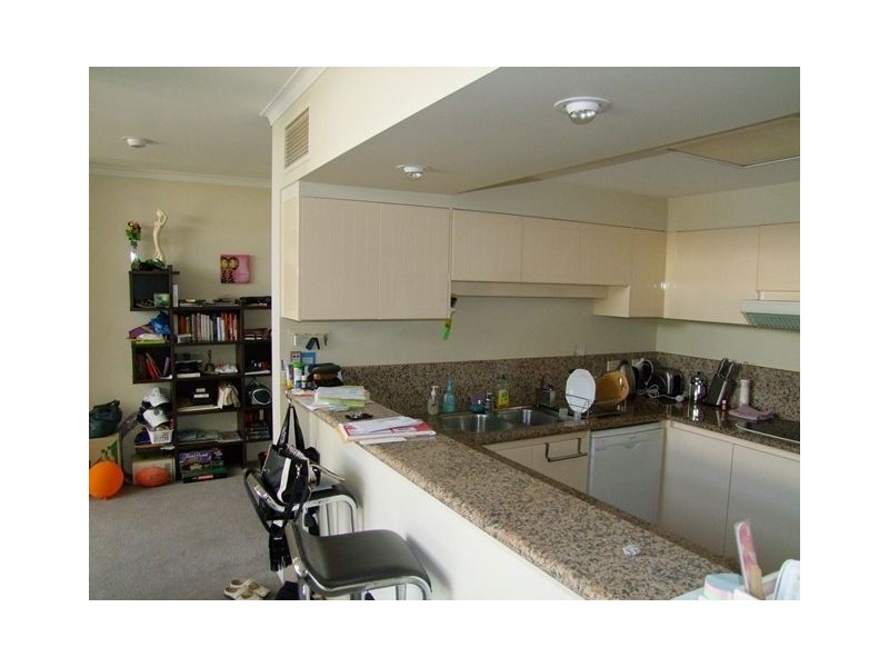 125 Santa Cruz Boulevard, Clear Island Waters QLD 4226