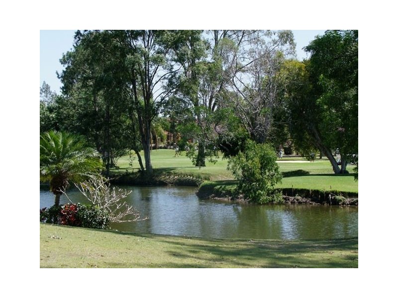 125 Santa Cruz Boulevard, Clear Island Waters QLD 4226