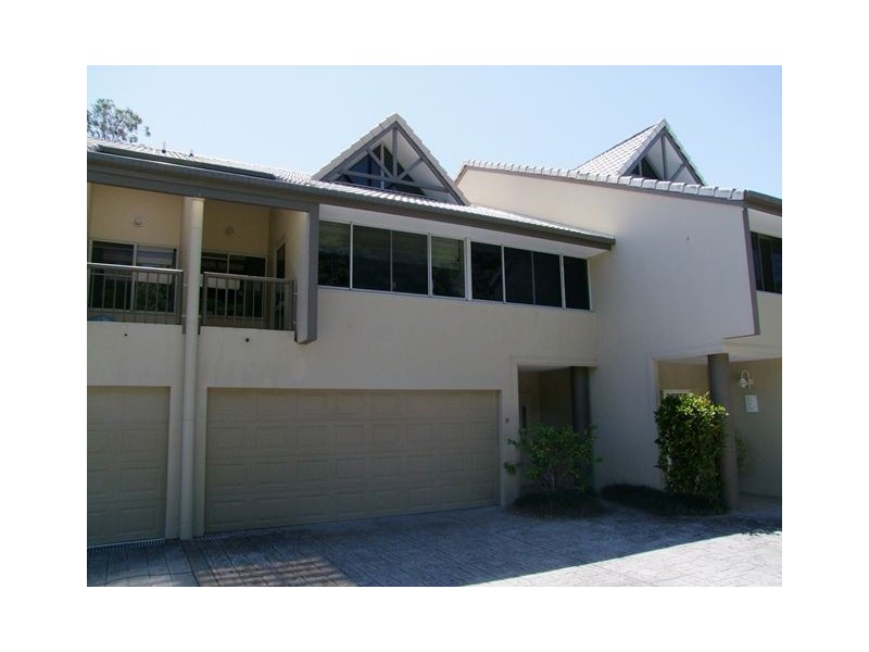 125 Santa Cruz Boulevard, Clear Island Waters QLD 4226