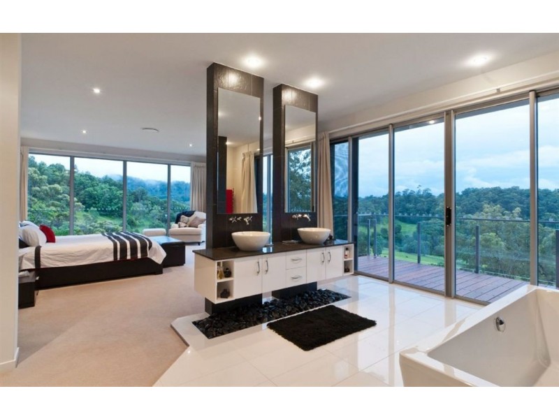 39 Piggotts Road, Guanaba QLD 4210