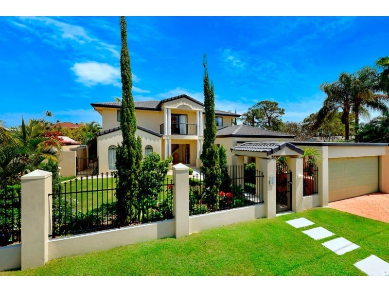 1 Lotus Key, Broadbeach Waters QLD 4218