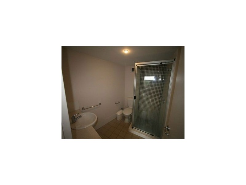 124/25 Lake Orr Drive, Robina QLD 4226