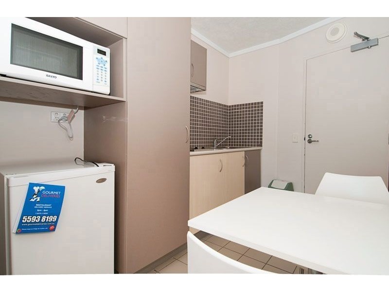 124/25 Lake Orr Drive, Robina QLD 4226