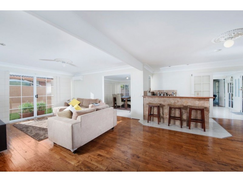 30 Karema Crescent, Runaway Bay QLD 4216