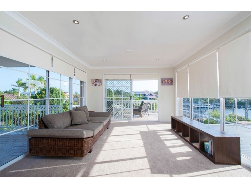 30 Karema Crescent, Runaway Bay QLD 4216