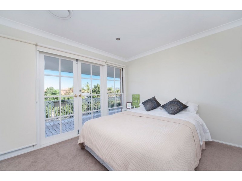 30 Karema Crescent, Runaway Bay QLD 4216