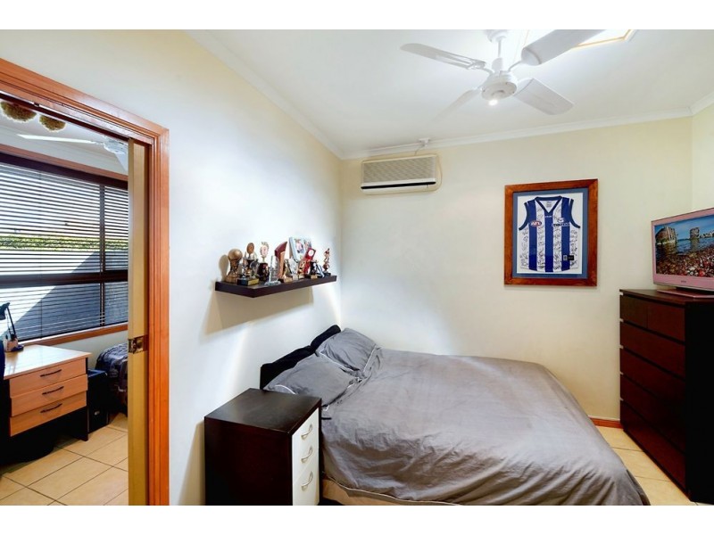 8 Rotorua Place, Clear Island Waters QLD 4226