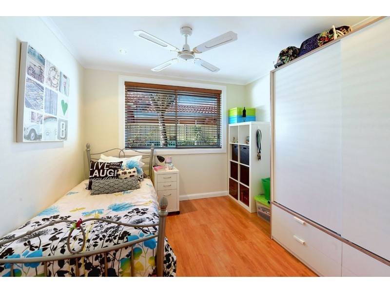 8 Rotorua Place, Clear Island Waters QLD 4226