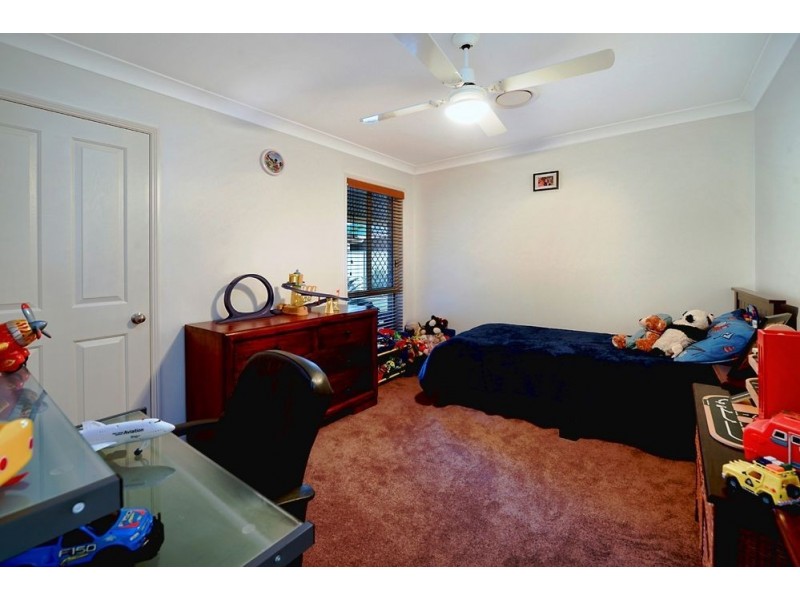66 Cootharaba Drive, Helensvale QLD 4212