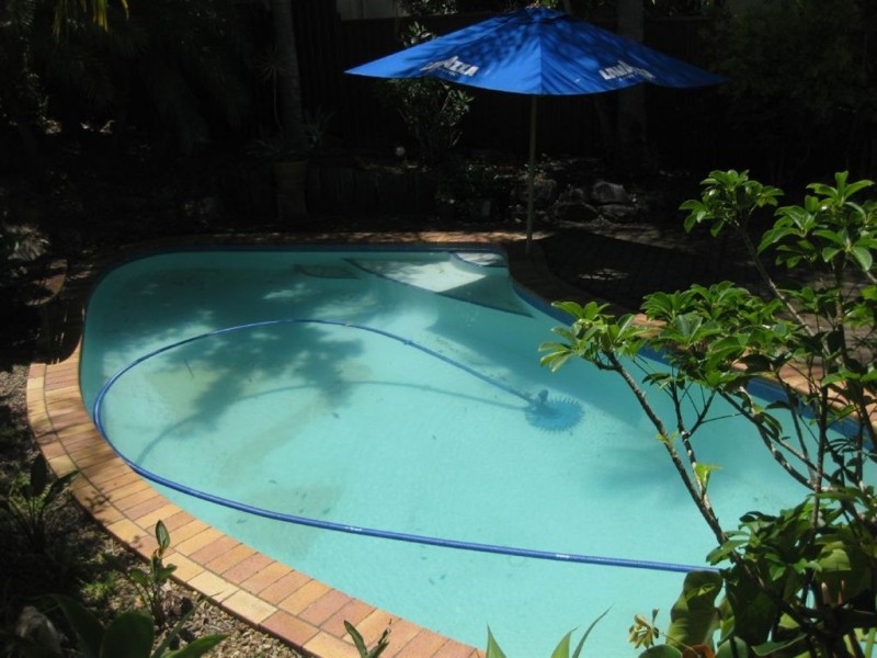 18 Ballyliffen Court, Robina QLD 4226