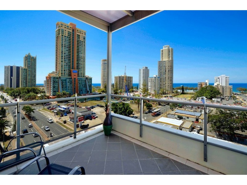 18 Cypress Avenue, Surfers Paradise QLD 4217