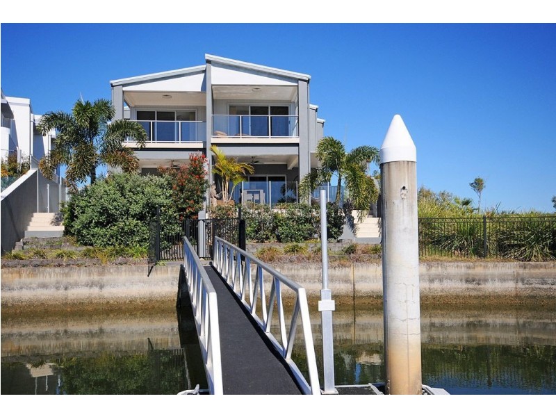 2/29 Compass Drive, Biggera Waters QLD 4216