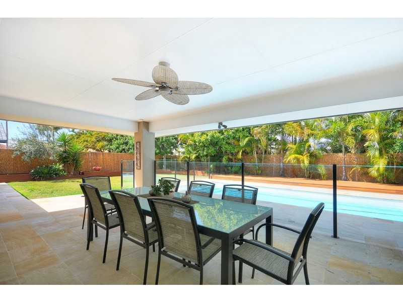 51 Rumrunner Street, Mermaid Waters QLD 4218