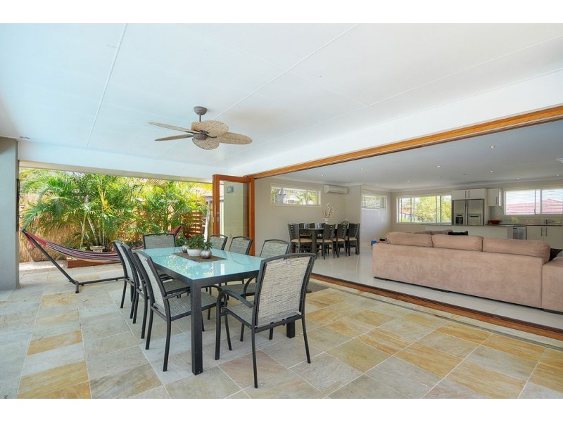 51 Rumrunner Street, Mermaid Waters QLD 4218