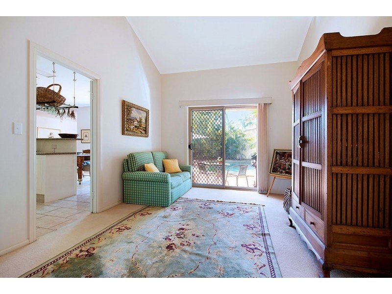 5 Santabelle Crescent, Clear Island Waters QLD 4226
