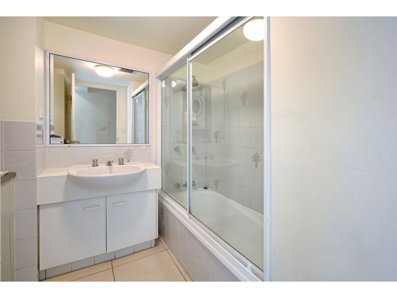 27 Wharf Road, Surfers Paradise QLD 4217