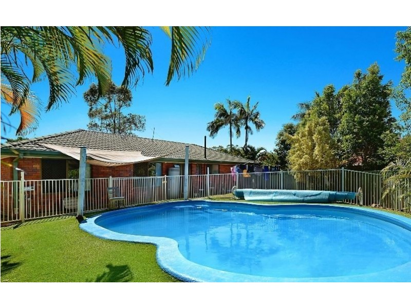 9 Batlow Court, Helensvale QLD 4212