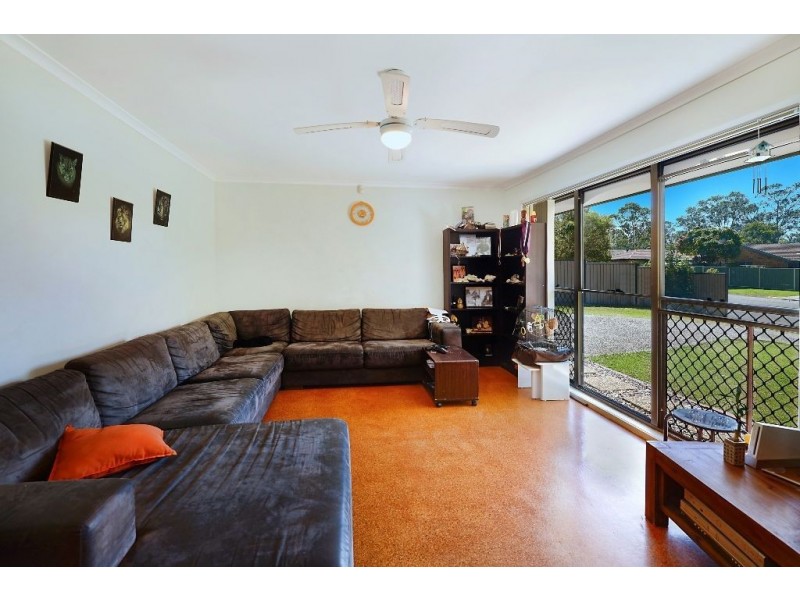 9 Batlow Court, Helensvale QLD 4212